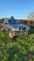 2005 TOYOTA HILUX