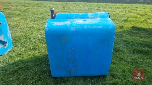 LARGE PLASTIC STORAGE TANK