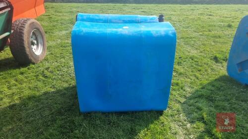 LARGE PLASTIC STORAGE TANK