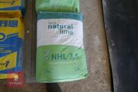 2 BAGS OF 25KG NHL 3.5 BUILDING LIME - 2