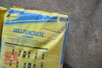 4 BAGS OF 25KG MASTERCRETE CEMENT - 4