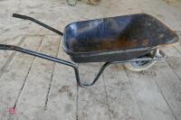 BLACK HEAVY DUTY PNEUMATIC WHEELBARROW - 2