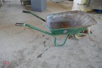 GREEN HAMMERLIN WHEELBARROW - 5