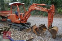 KUBOTA KX61 MINI DIGGER - 19