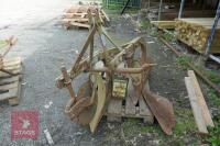 FERGUSON 2F MATCH PLOUGH - 11