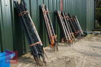 20 ELEC FENCE STAKES - 7