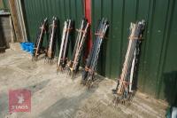 20 ELEC FENCE STAKES - 4