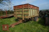 HYDRAULIC TIPPING TRAILER - 2