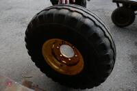 6 STUD 12.5/80-15.3 TRAILER WHEEL & TYRE - 6