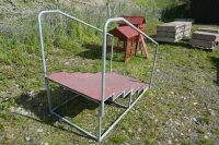 GALVANISED STEP PLATFORM - 2