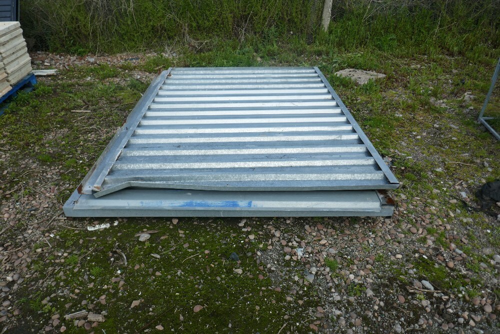 GALVANISED SHED/SHUTTERING