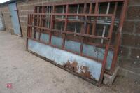 4 HD CALF/STIRK FEED BARRIERS - 8