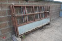 4 HD CALF/STIRK FEED BARRIERS - 12