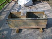 4' GALVANISED WATER TROUGH - 2