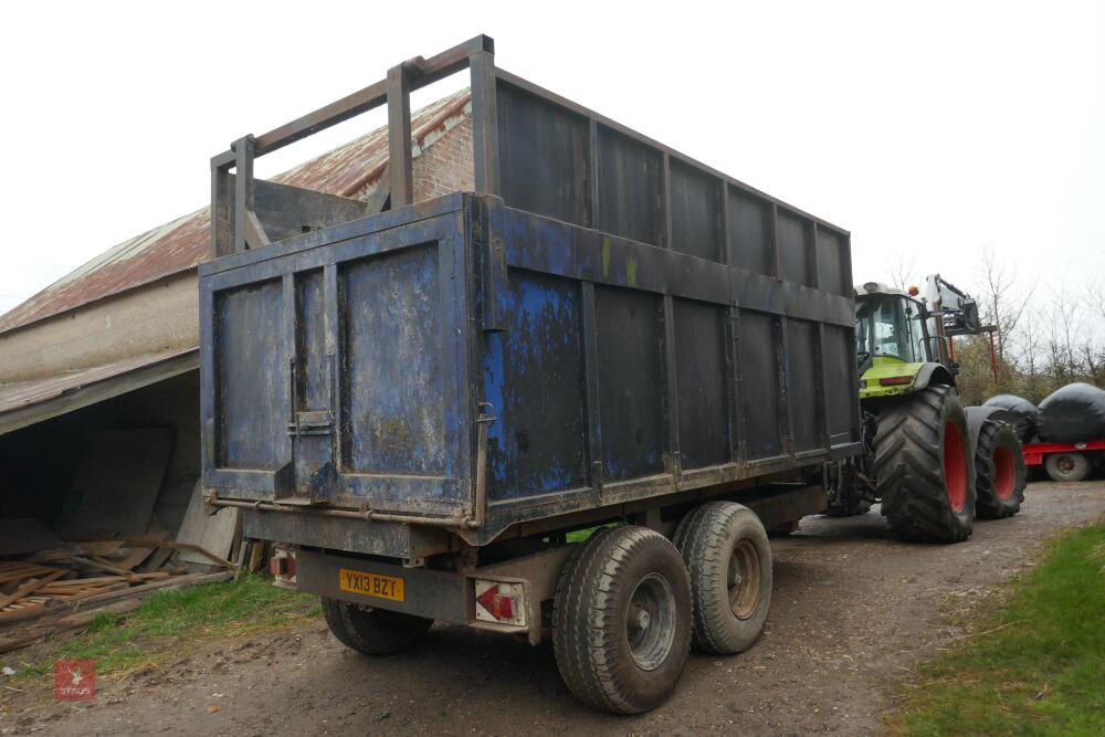 APPROX 10T GRAIN TRAILER