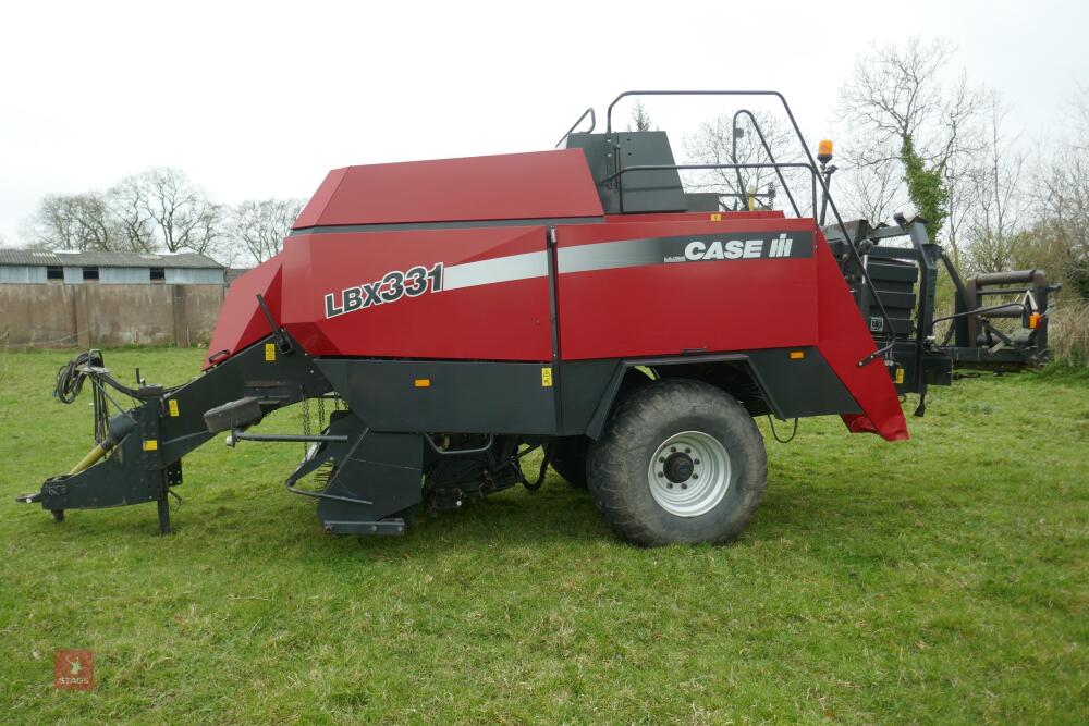 2002 CASE IH LBX 331 SQUARE BALER