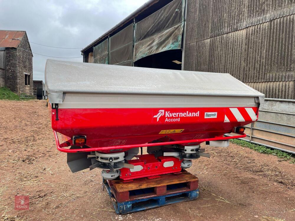 2013 KVERNELAND 24M FERTILISER SPINNER