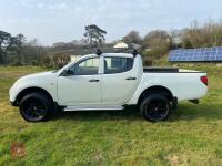 2013 MITSUBISHI L200 2.5L DIESEL PICK UP - 12