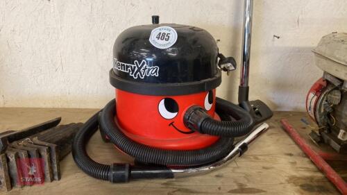 HENRY EXTRA HOOVER