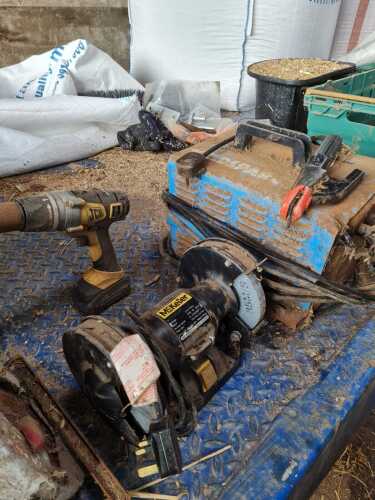 VARIOUS POWER TOOLS
