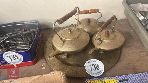 5 BRASS KETTLES & TRAY