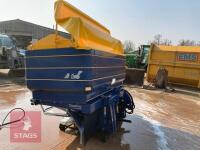 KRM M2W FERTILISER SPREADER - 2