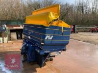 KRM M2W FERTILISER SPREADER - 3