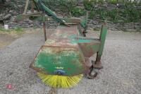 1995 SUTON RMH7 ROAD BRUSH - 8