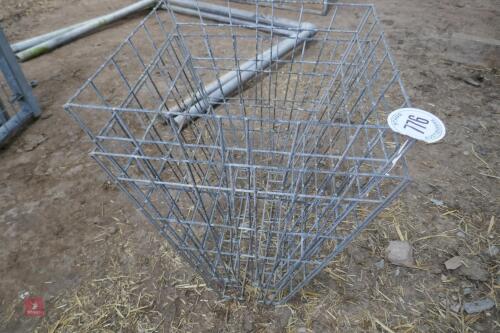 2 MESH HOOK OVER HAY FEEDERS