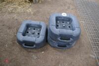 3 PLASTIC EUROBLOC LICK BLOCK HOLDERS - 4