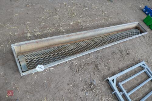 GALVANISED SHEEP FOOTBATH