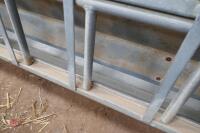 IAE MOBILE 8' DOUBLE SIDED GALVANISED SHEEP CREEP FEEDER - 4