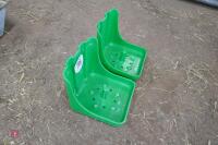 2 CALSEABLOC PLASTIC LICK BLOCK HOLDERS - 3