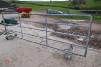 13' GALVANISED FREESTANDING TROLLEY GATE - 4