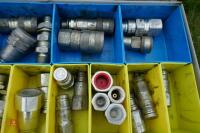 CASE OF HYDRAULIC RELEASE FITTINGS - 5