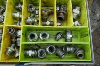 CASE OF HYDRAULIC COUPLERS/JOINERS - 3