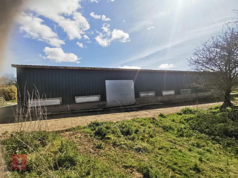 OPEN SPAN METAL FRAMED BARN 45' X 90'