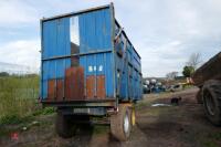 1996 WARWICK 12T SILAGE/GRAIN TRAILER - 9