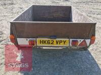 4' X 4.5' SINGLE AXLE CAR TRAILER - 3