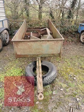 9' X 4' SINGLE AXLE TRAILER