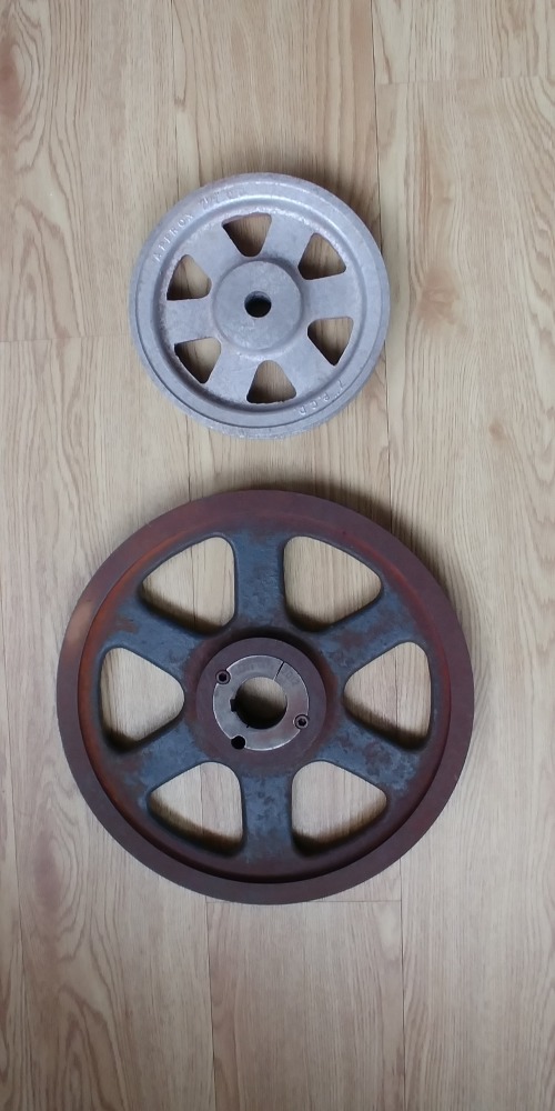 2 X BELT PULLEYS