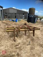 MASSEY FERGUSON CHISEL PLOUGH