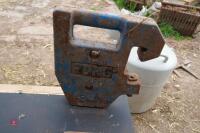 6 FORD 25KG FRONT TRACTOR WEIGHTS - 3