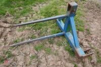 BLUE REAR BALE SPIKE - 2