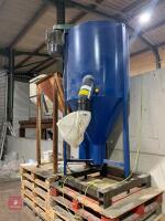 1T FEED MIXER C/W HOPPER