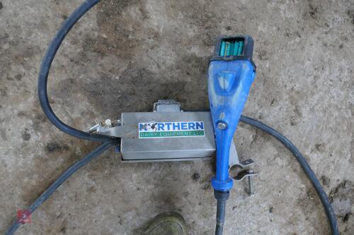 NORTHERN DAIRY EQUIPMENT AUTO TEAT BRUSH