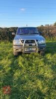 2005 TOYOTA HILUX - 2