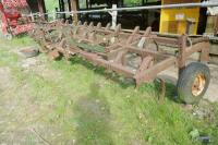 HD FOLDING SPRUNG PIG LEG CULTIVATOR - 2