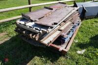 IFOR WILLIAMS TASIOG 12' TWIN AXLE LIVESTOCK TRAILER - 18