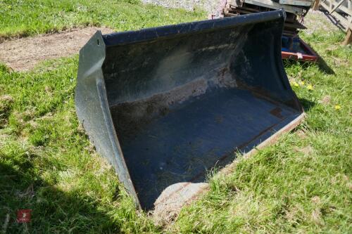 5' FRONT TRACTOR BUCKET